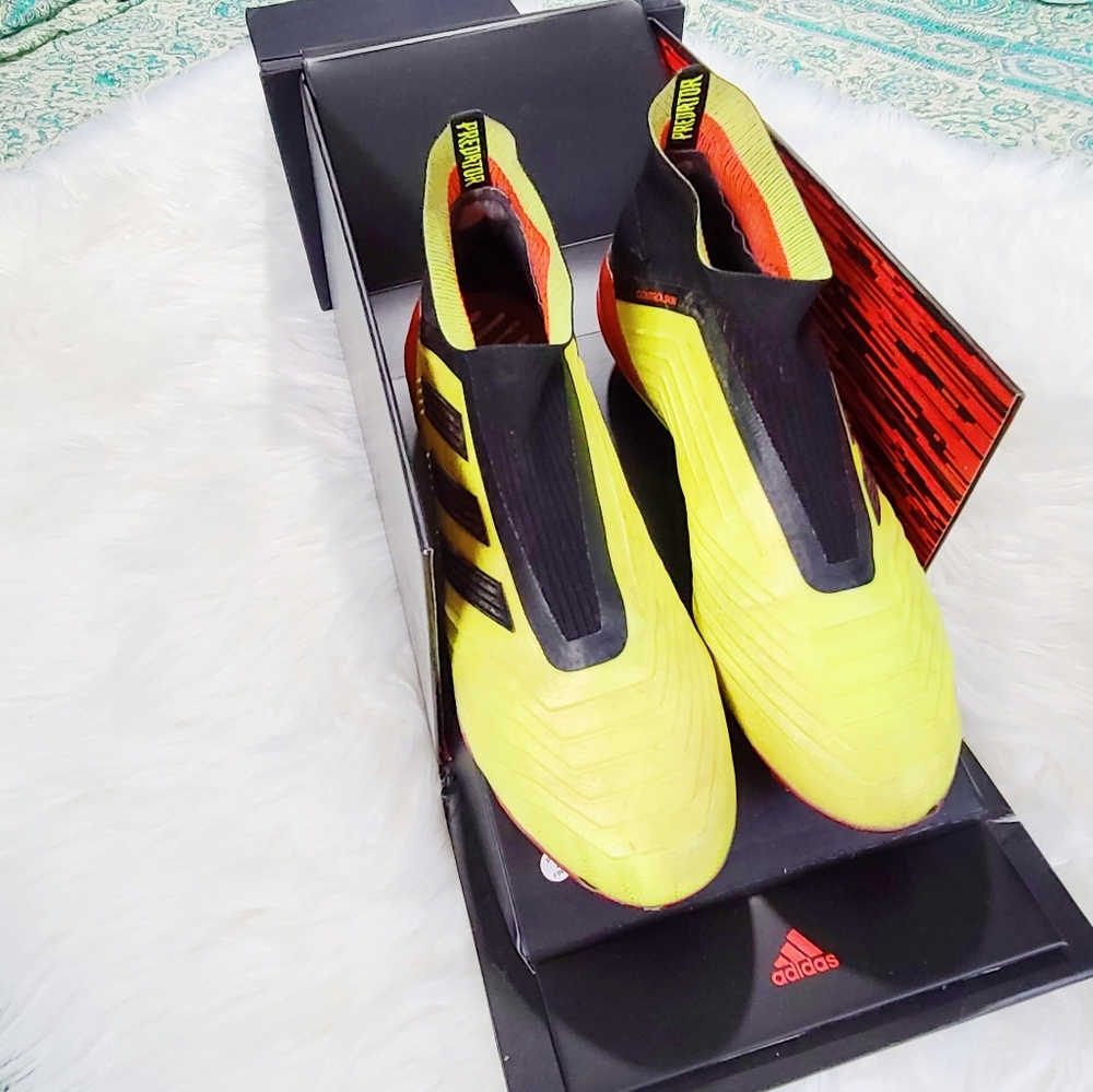 Men's Adidas Predator 18+ FG Soccer Cleats IOB - Picture 11 of 15